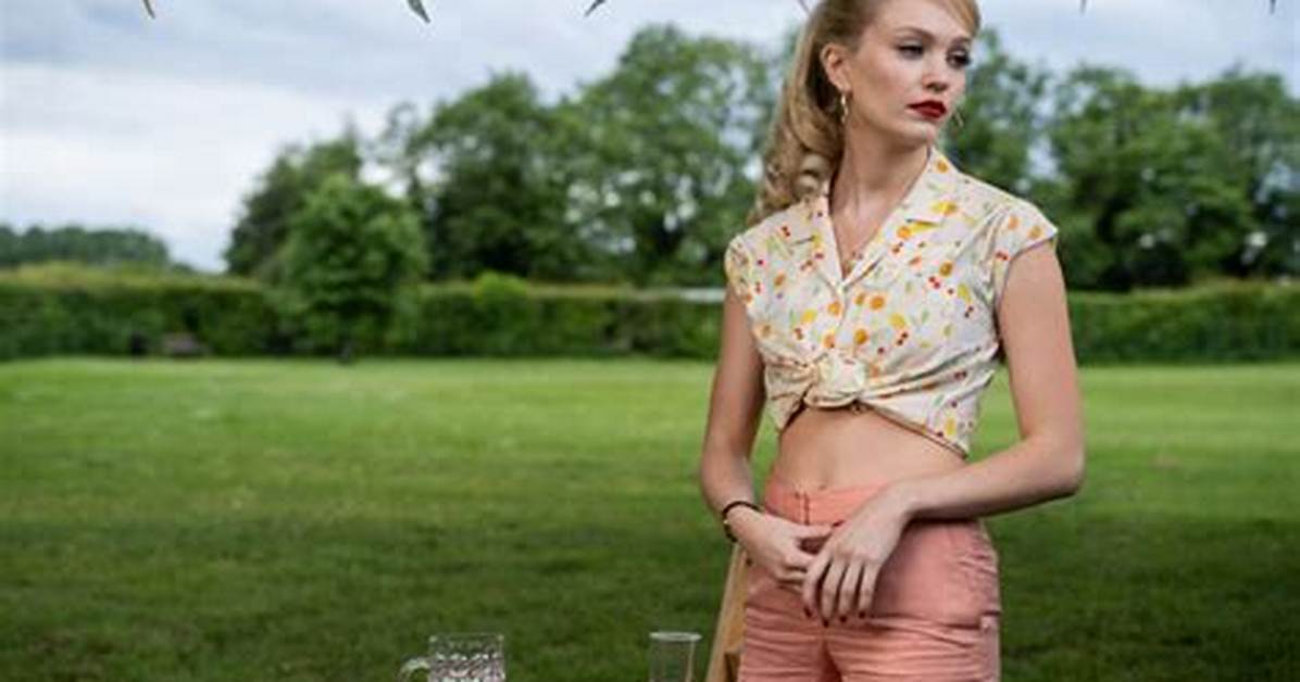 The Larkins: Who Is Natalie Mitson? Facts to Know About the Actress