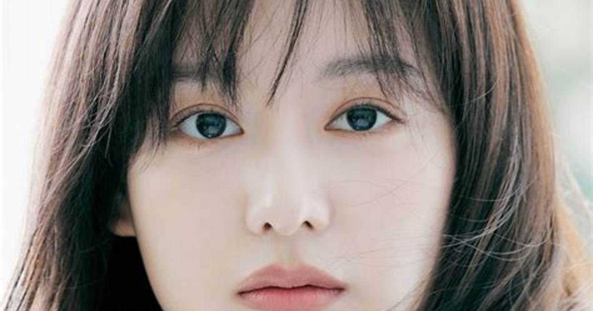 The Latest Buzz: Are Kim Ji Won and Kim Soo Hyun Dating Again?