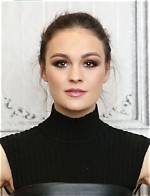 The Latest on Sophie Skelton in 2023: Everything You Need to Know