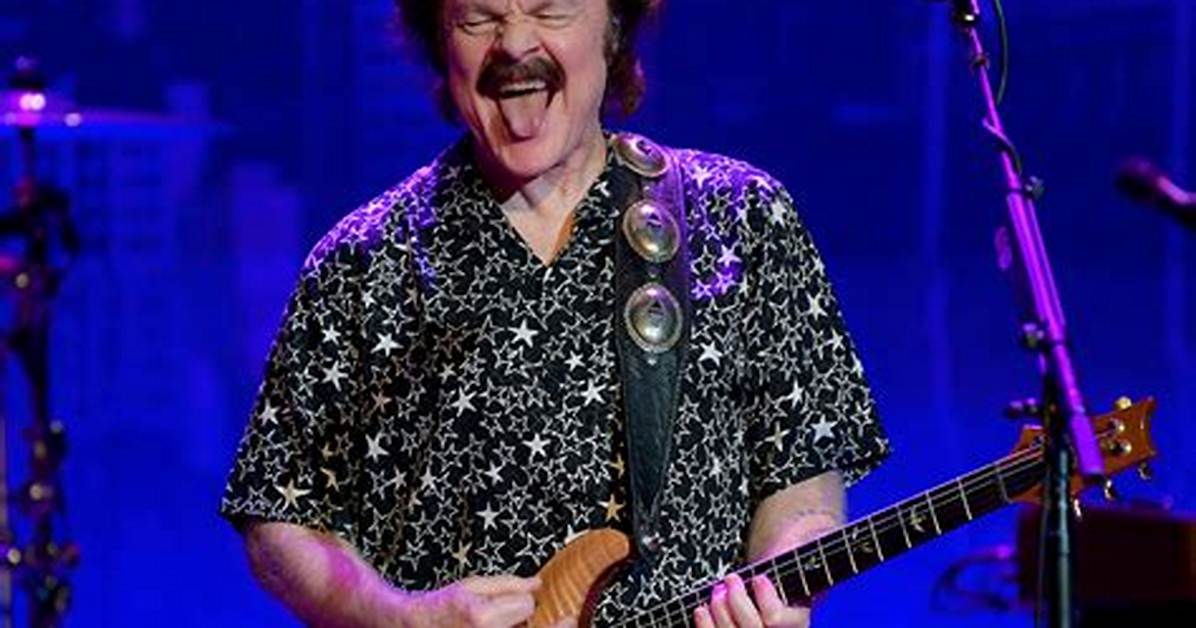 Tom Johnston Biography, Age, Height, Wife, Net Worth, Family