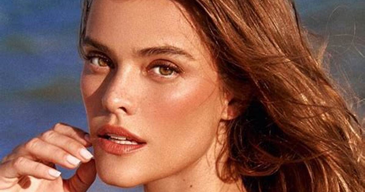 Top Nina Agdal Pictures Collection | Gallery and Photoshoot