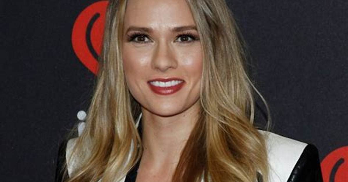Tori Anderson's Towering Height: Uncovering the Leggy Actress's True Stature