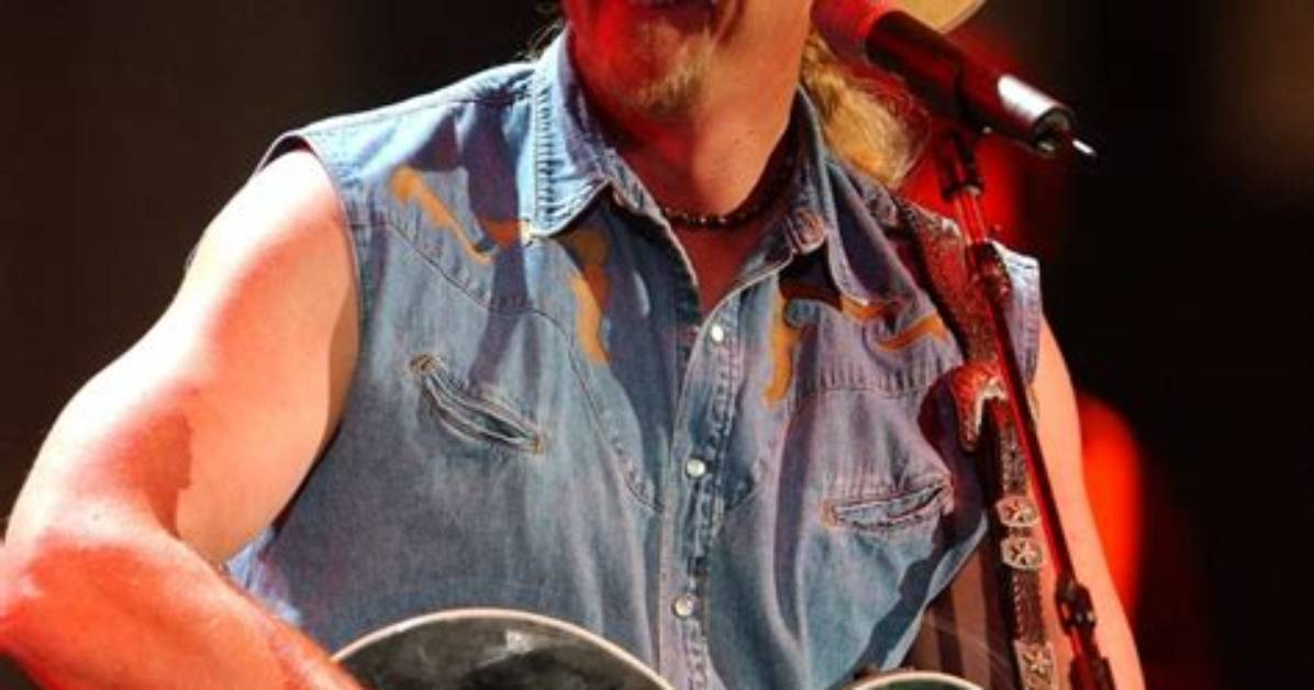 Trace Adkins's Biography and Facts' ·