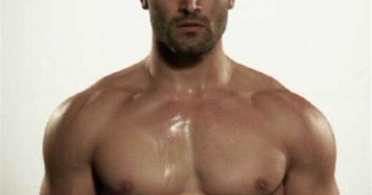 Tyler Hoechlin Height, Weight, Age, Girlfriend, Body Statistics, Biography