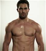 Tyler Hoechlin Height, Weight, Age, Girlfriend, Body Statistics, Biography