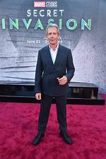 Uncover the True Height of Ben Mendelsohn: an Exclusive Insider's Look