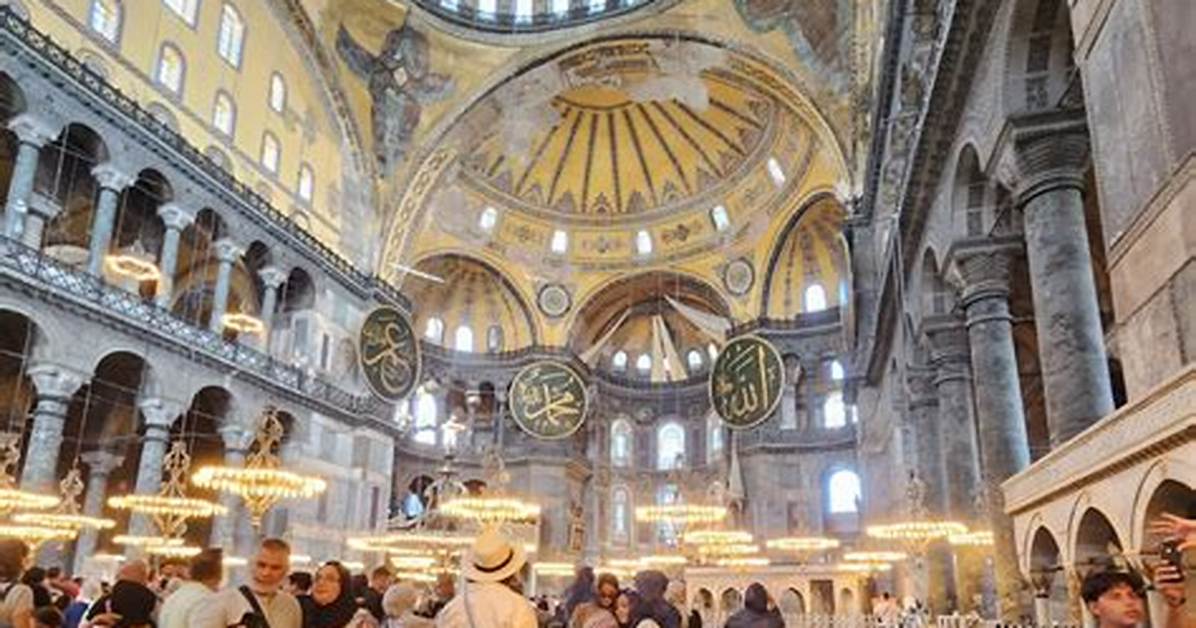 Uncovering the Rich Tapestry of Istanbul's Past: a Historical Journey