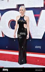Unveiling the Secrets of Anna Faris's Relationships: Insights and Discoveries