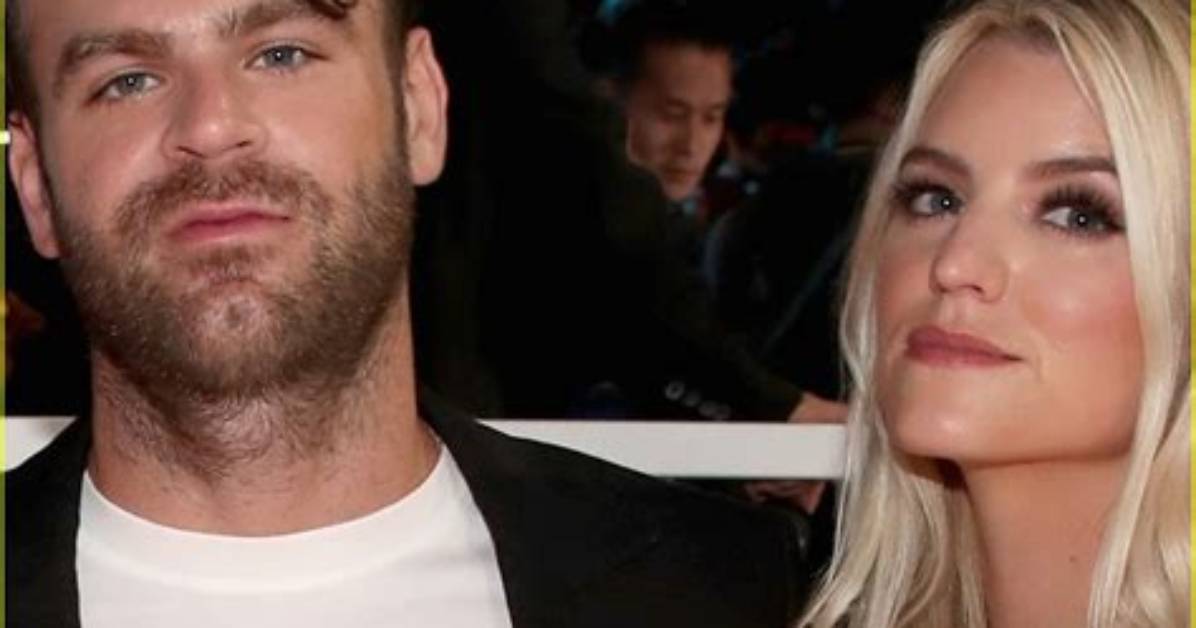 Who Is Alex Pall Dating Now ·