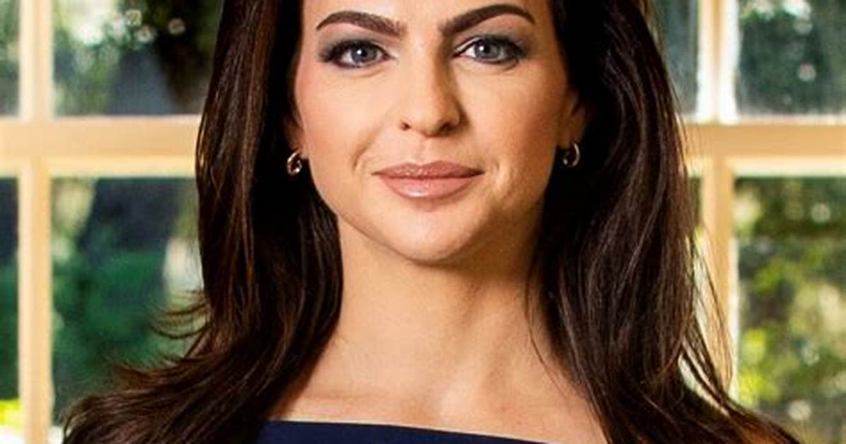 Who Is Casey Desantis? ·