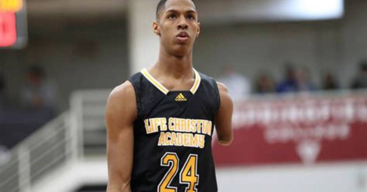 Who Is Hansel Emmanuel? One-Armed Basketball Star Scores 1St Collegiate Points for Northwestern Stat