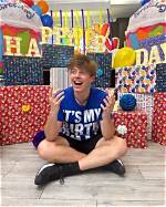 Who Is Jeremy Hutchins Dating Now ·