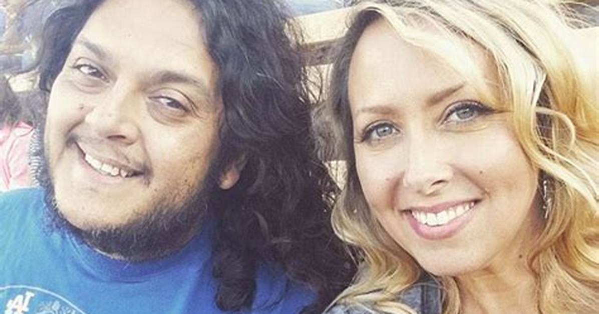 Who Is Ral Esparza's Husband? Here's the Truth