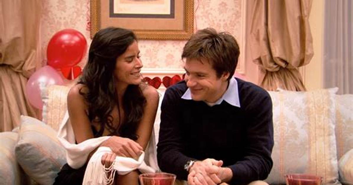 Why Marta Actress Was Replaced on "Arrested Development": the Surprising Reason